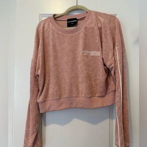Kittenish crop sweatshirt